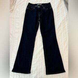 Levi's Women's Mid Rise Classic Bootcut Dark Blue Flare Jeans Full Length Sz 26